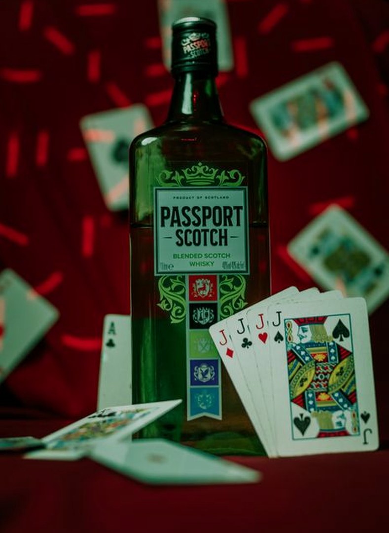 game dealer Debet